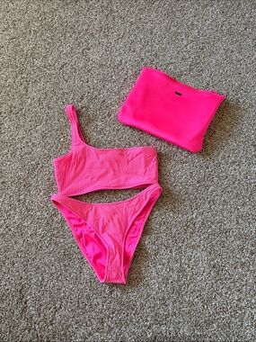 Hot pink Triangl Bikini